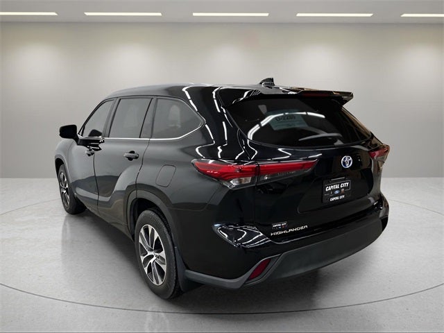 2023 Toyota Highlander Hybrid XLE