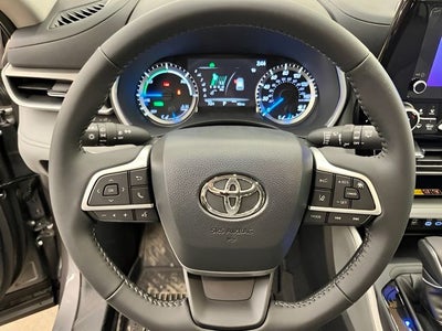 2026 Toyota Highlander Hybrid XLE