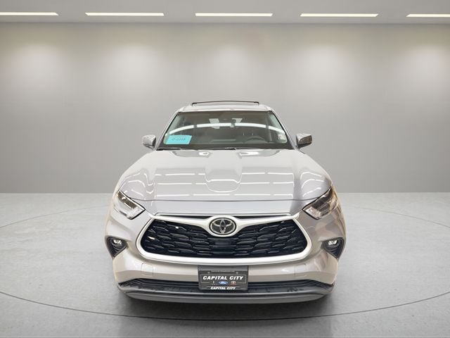 2026 Toyota Highlander Hybrid XLE