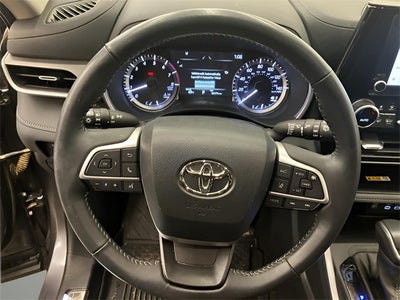 2024 Toyota Highlander Base