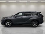 2024 Toyota Highlander Base