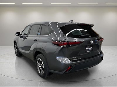 2024 Toyota Highlander Base
