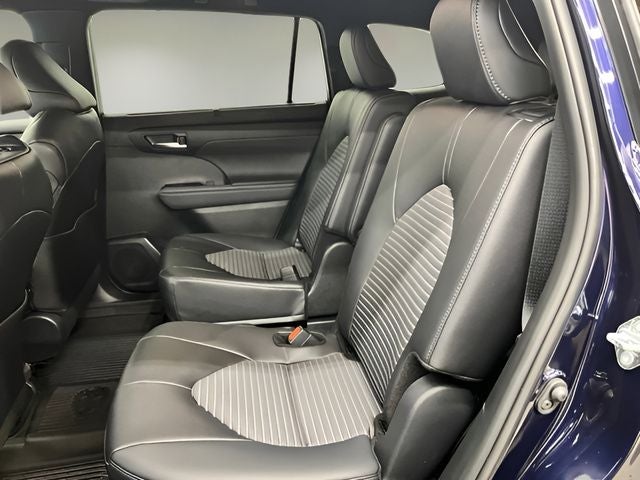 2026 Toyota Highlander XSE