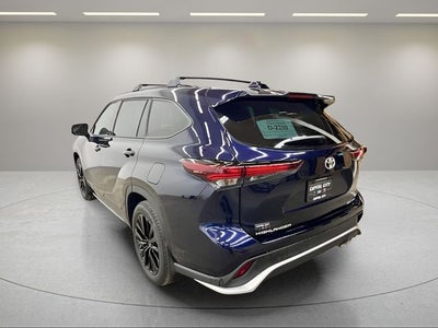 2026 Toyota Highlander XSE