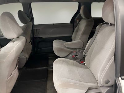 2017 Toyota Sienna L 7 Passenger