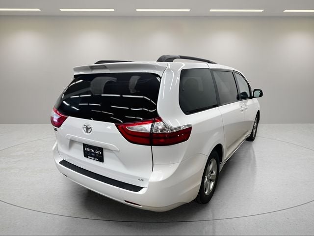 2017 Toyota Sienna L 7 Passenger
