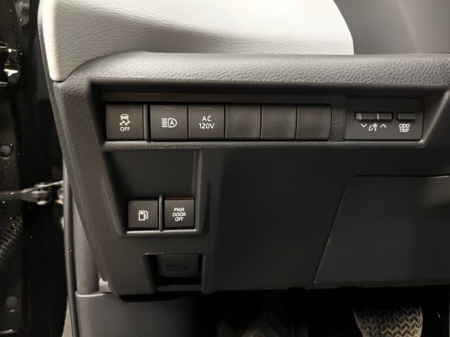 2026 Toyota Sienna XLE 7 Passenger