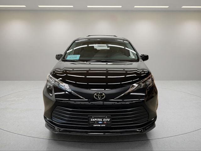 2026 Toyota Sienna XLE 7 Passenger