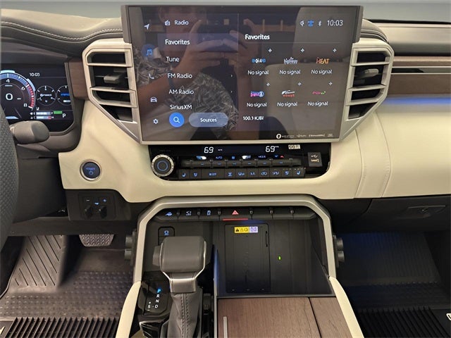 2024 Toyota Tundra Hybrid Capstone