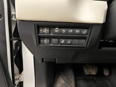 2023 Toyota Tundra Hybrid Capstone