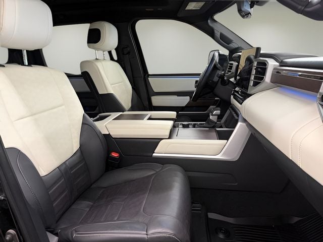 2023 Toyota Tundra Hybrid Capstone