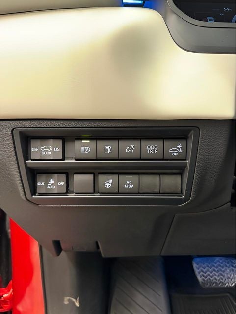 2023 Toyota Sequoia Capstone