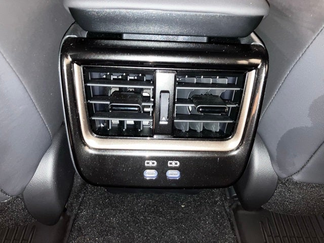 2025 Toyota Crown Signia Limited