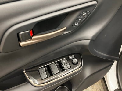 2025 Toyota Crown Signia Limited