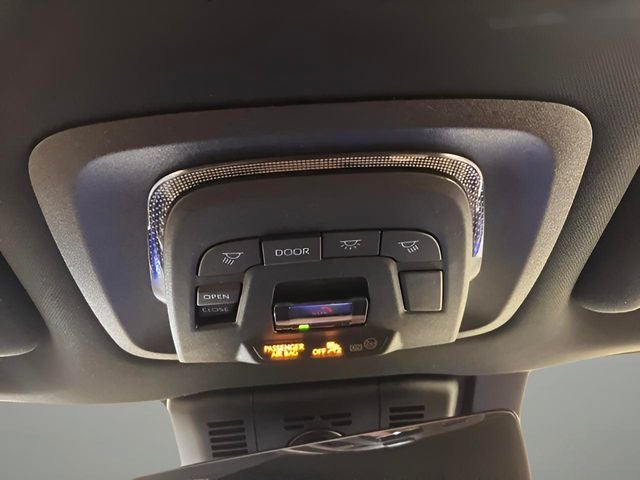 2025 Toyota Crown Signia Limited