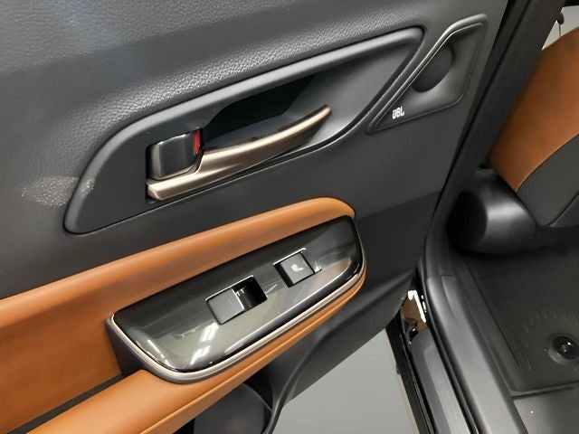 2025 Toyota Crown Signia Limited