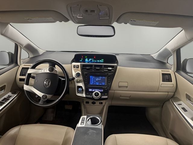 2013 Toyota Prius v Five