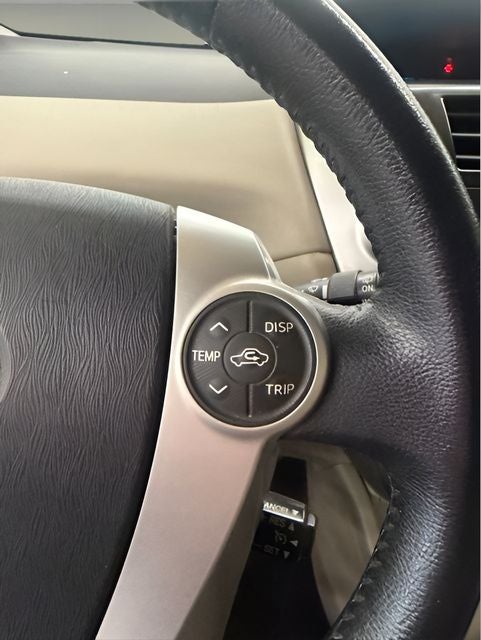 2013 Toyota Prius v Five