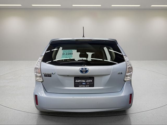 2013 Toyota Prius v Five
