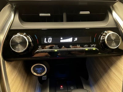 2022 Toyota Venza XLE