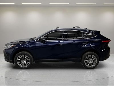 2022 Toyota Venza XLE
