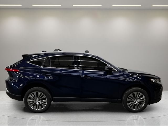 2022 Toyota Venza XLE